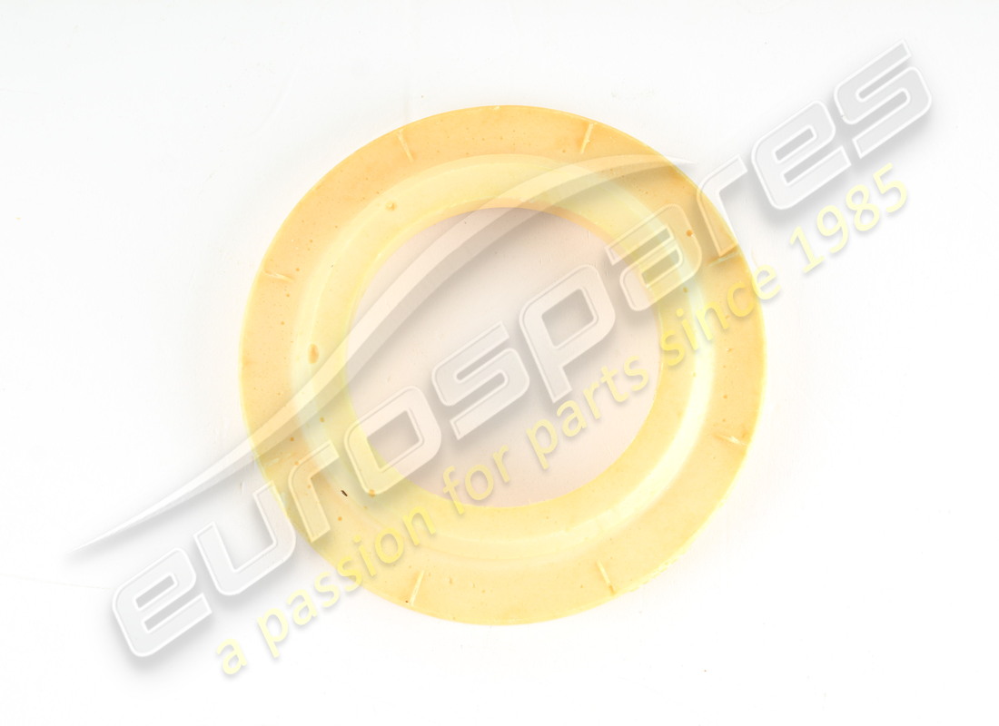 nouvelle entretoise inférieure ferrari. numéro de pièce 211236 (1)