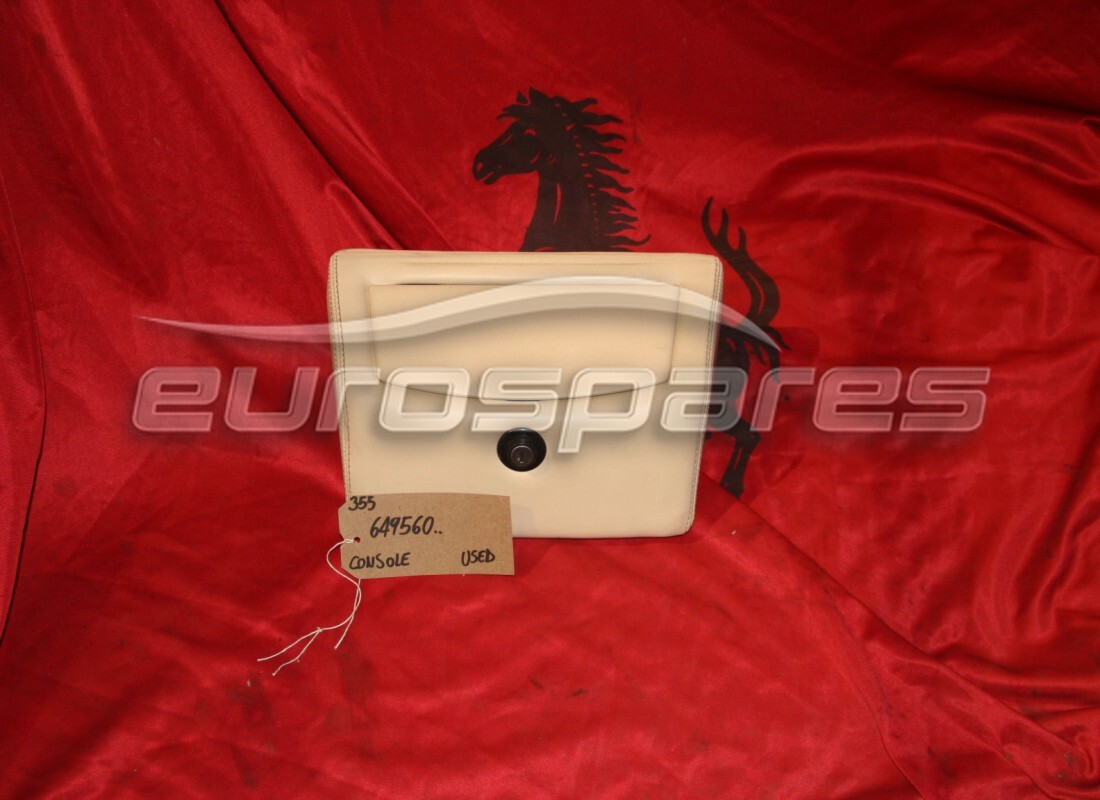 CONSOLE Ferrari UTILISÉE. NUMÉRO DE PIÈCE 649560.. (1)