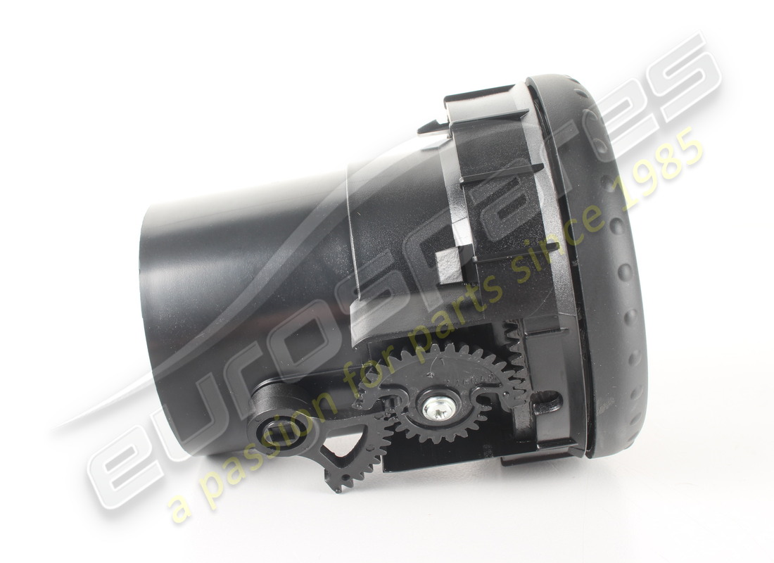 nouvelle ouverture du diffuseur d'air ferrari. numéro de pièce 68811300 (2)