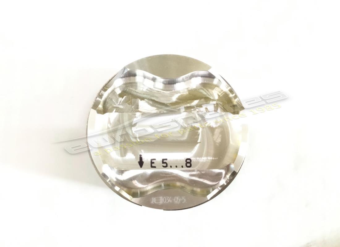 nouveau piston gauche ferrari avec anneaux. numéro de pièce 210361 (1)