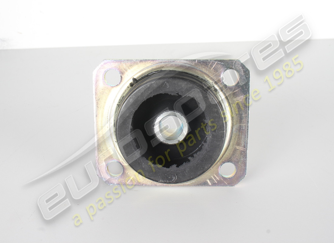 nouveau support moteur ferrari. numéro de pièce 216357 (2)