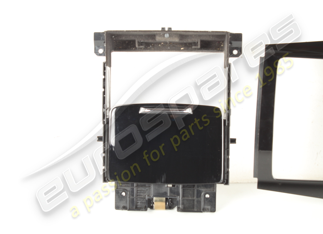 BOÎTE À GANTS TUNNEL NOIRE D'OCCASION MASERATI. NUMÉRO DE PIÈCE 673011000 (2) boîte à gants tunnel noire d'occasion maserati. numéro de pièce 673011000 (2)