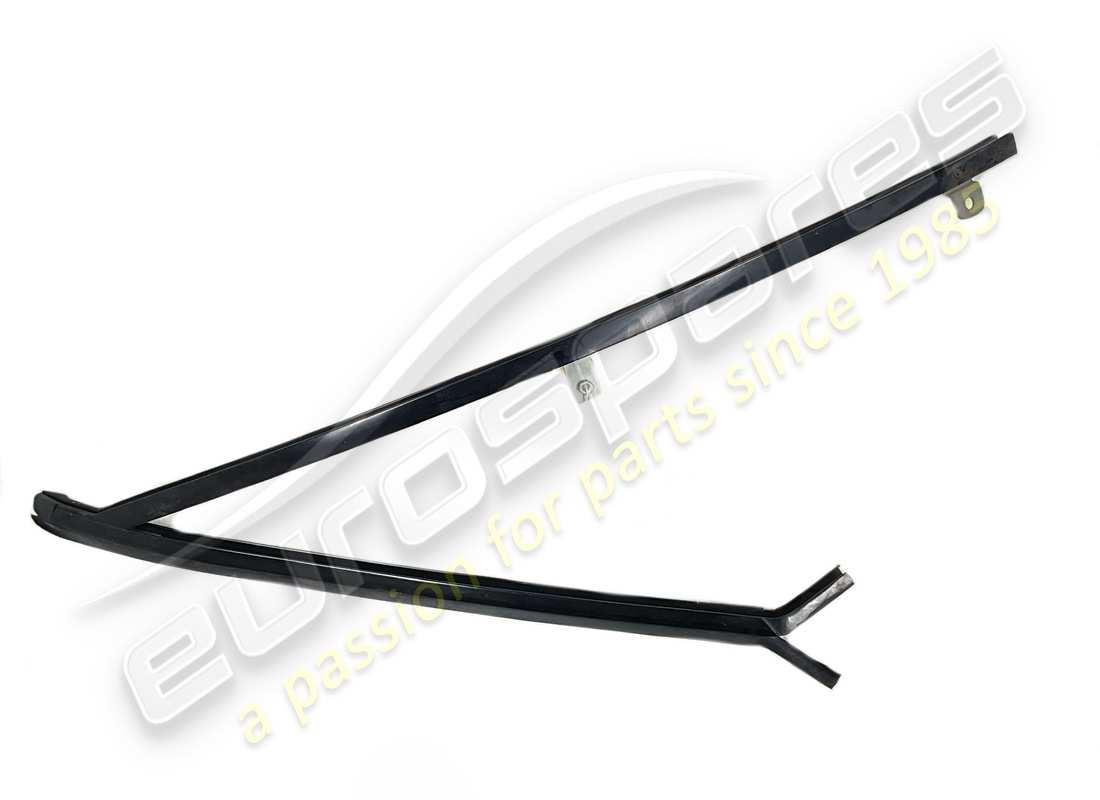 nouveau cadre de vitre de porte gauche ferrari gts. numéro de pièce 60292109 (1)