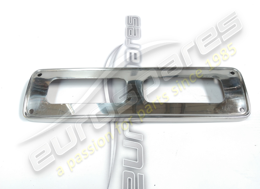 nouveau support de plaque d'immatriculation avant ferrari. numéro de pièce 2427401008 (1)