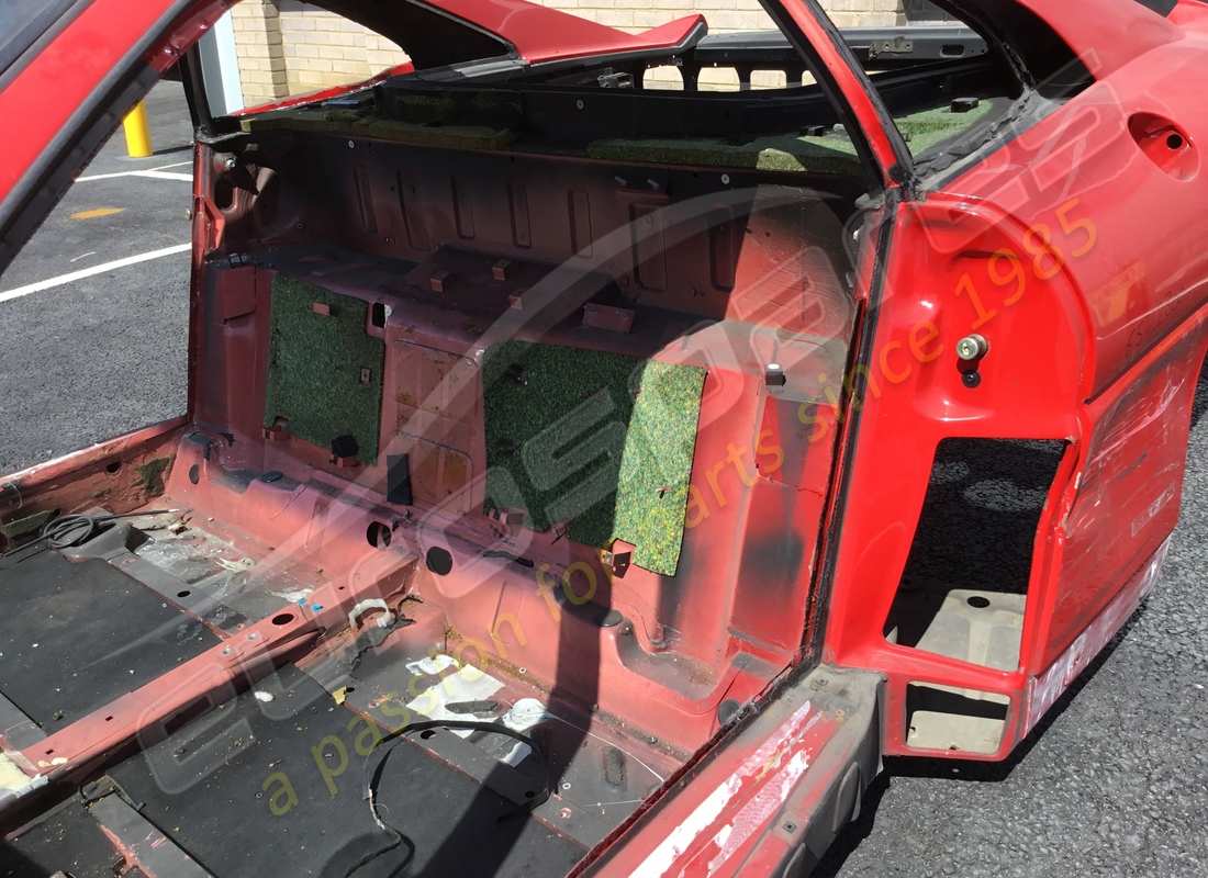 utilisé ferrari châssis avant. numéro de pièce 65742300 (8)