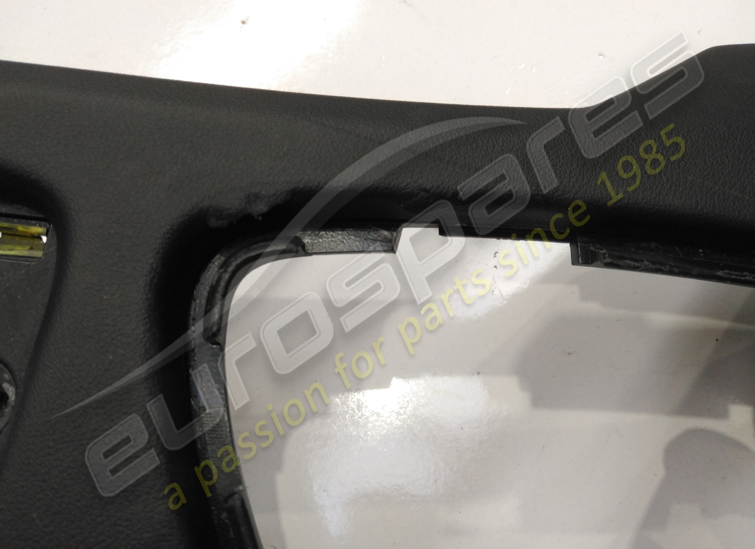 UTILISÉ Lamborghini GARNITURE D'UN PILIER DROIT, NOIR ART. CUIR . NUMÉRO DE PIÈCE 4T0867272AQG8 (1)