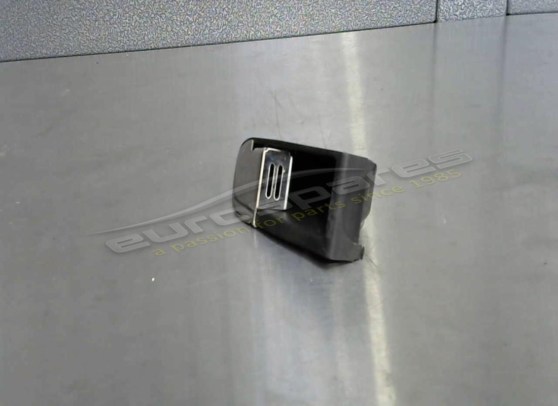 utilisé maserati cendrier avant m13. numéro de pièce 69290000 (1)