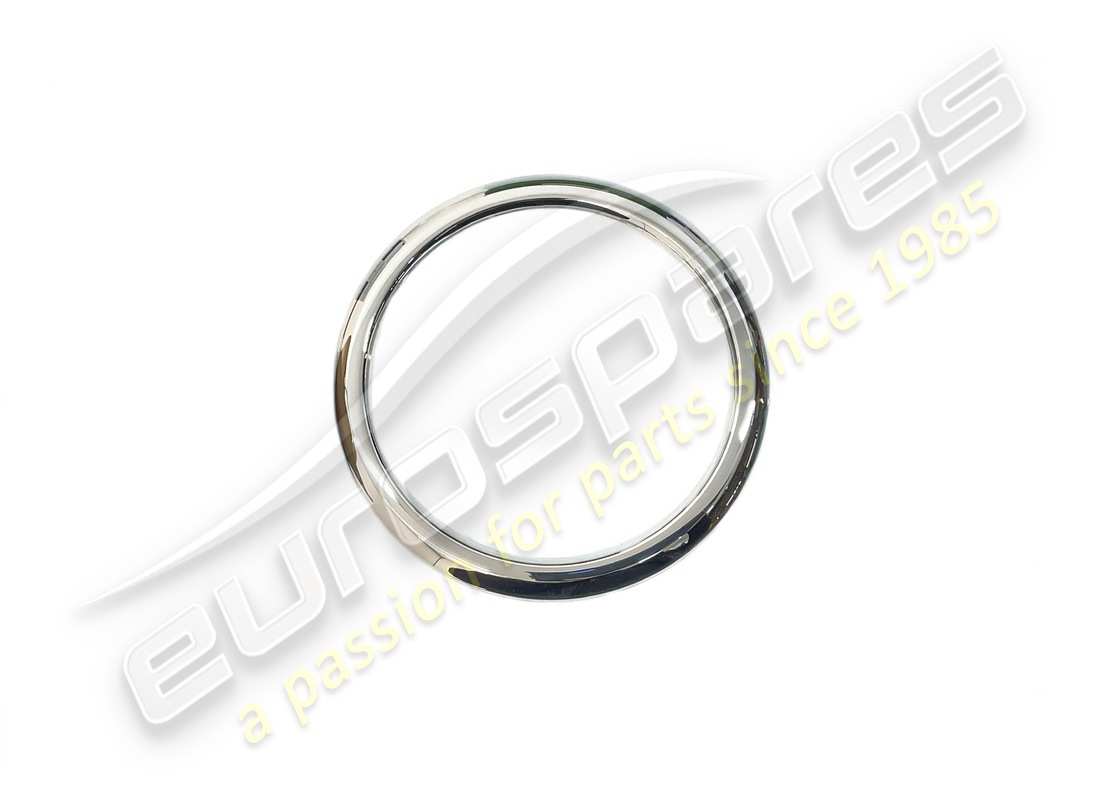 nouveau maserati encadrement de feux antibrouillard chromé. numéro de pièce 670065940 (1)