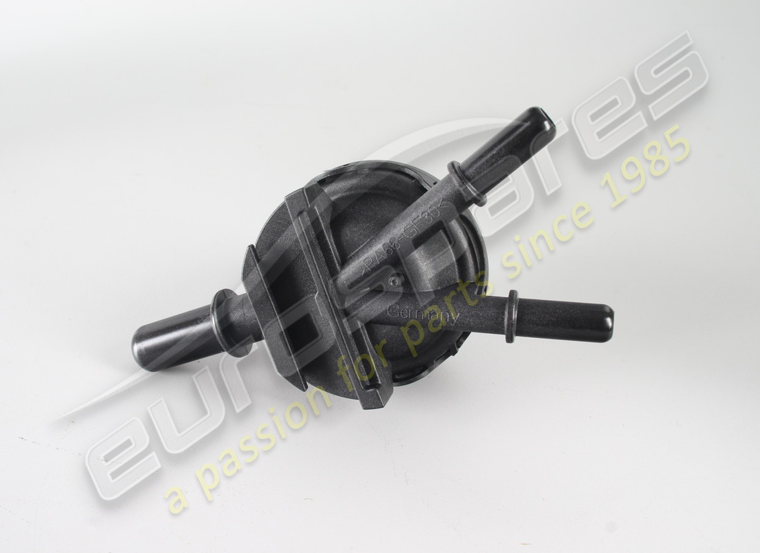 nouvelle vanne de purge porsche. numéro de pièce 7p5121671a (2)