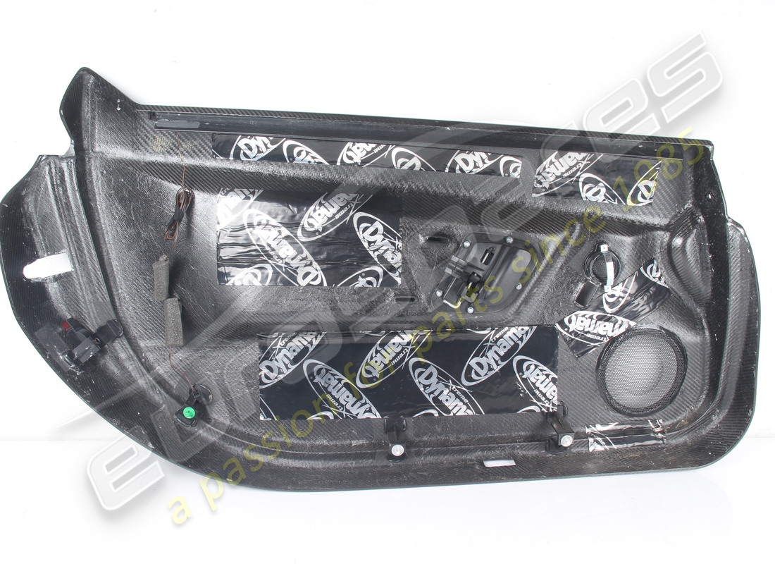 UTILISEZ LAMBORGHINI PAIRES DE PANNEAUX DE PORTE EN CARBONE. NUMÉRO DE PIÈCE 407867105AW (3) utilisez lamborghini paires de panneaux de porte en carbone. numéro de pièce 407867105aw (3)