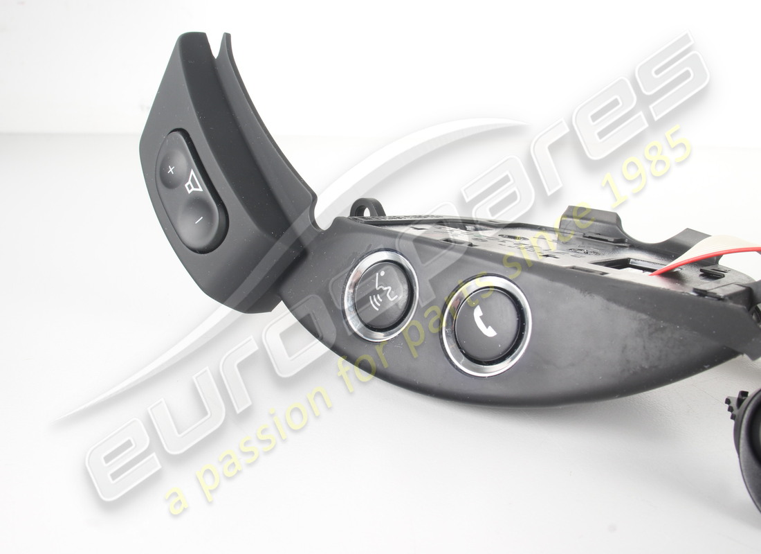 nouveau kit de boutons de volant maserati (voix). numéro de pièce 980139788 (2)