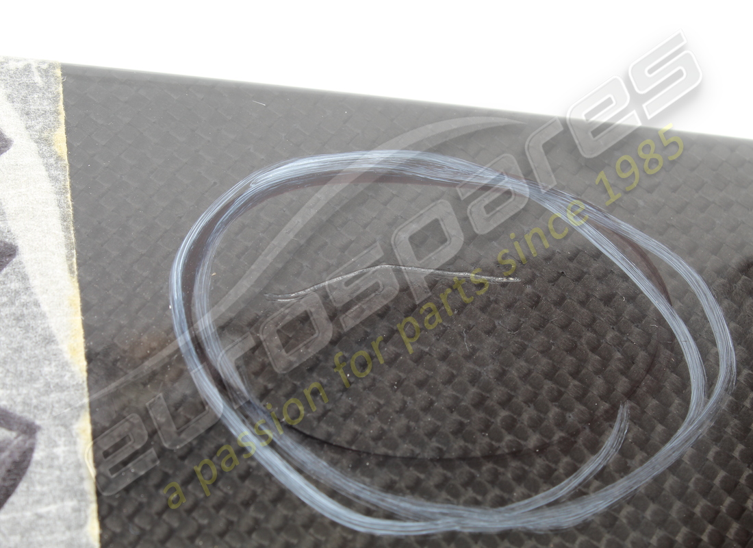 utilisé ferrari panneau supérieur en carbone. numéro de pièce 985827901 (5)