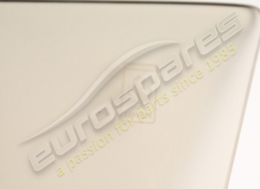 vitre de porte lh utilisée ferrari. numéro de pièce 61533600 (2)