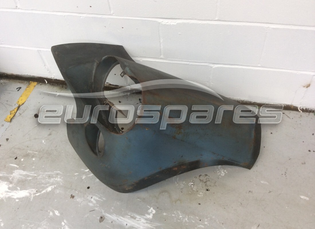 aile avant gauche neuve ferrari 330 gt mk2. numéro de pièce 2421804307 (1)