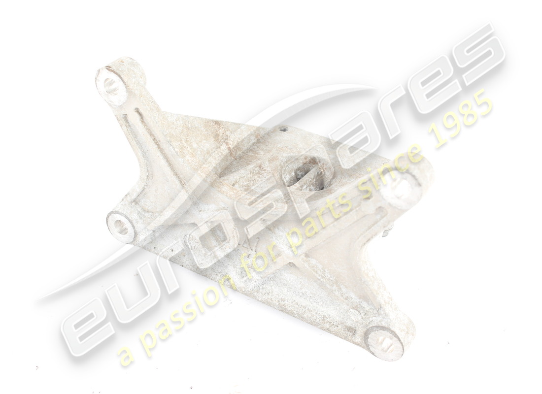 support moteur côté boîte de vitesses d'occasion maserati. référence 670001542 (4)