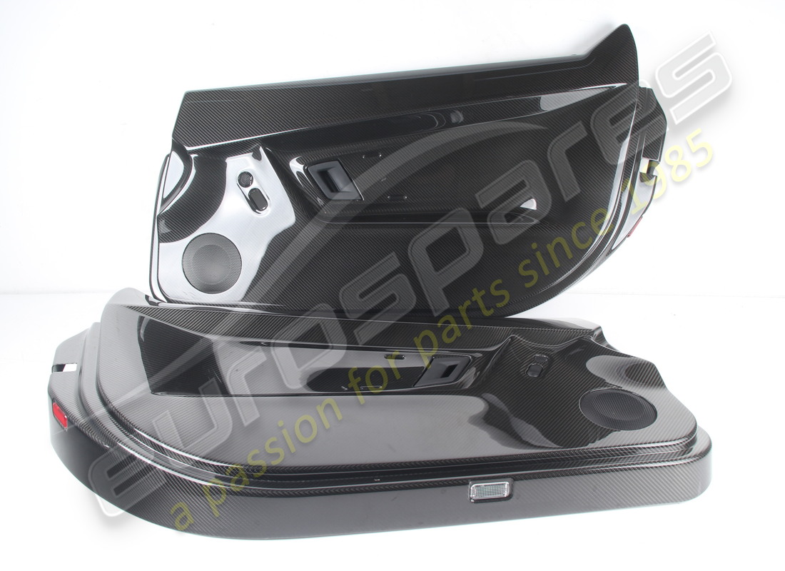 UTILISEZ LAMBORGHINI PAIRES DE PANNEAUX DE PORTE EN CARBONE. NUMÉRO DE PIÈCE 407867105AW (1) utilisez lamborghini paires de panneaux de porte en carbone. numéro de pièce 407867105aw (1)