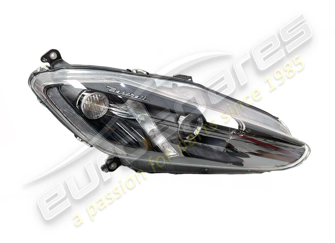 phare droit neuf maserati (cadre noir). numéro de pièce 350571 (1)