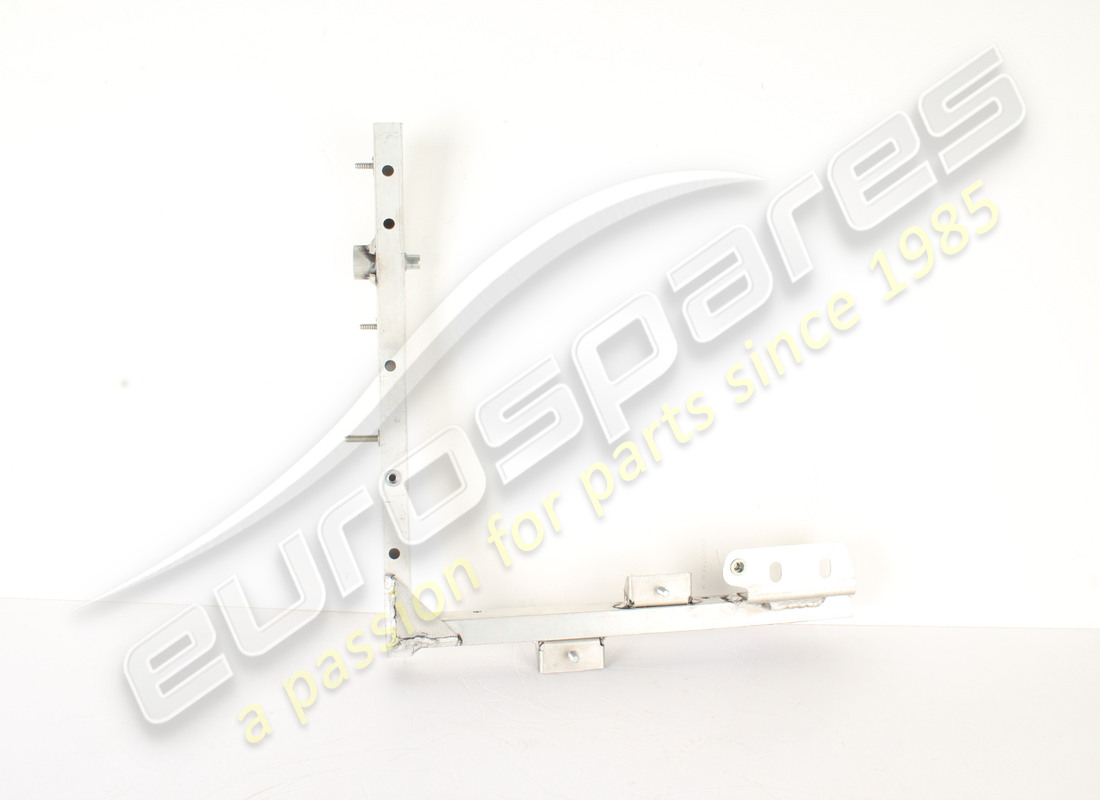 nouveau pilier en treillis rh ferrari. numéro de pièce 83450000 (1)