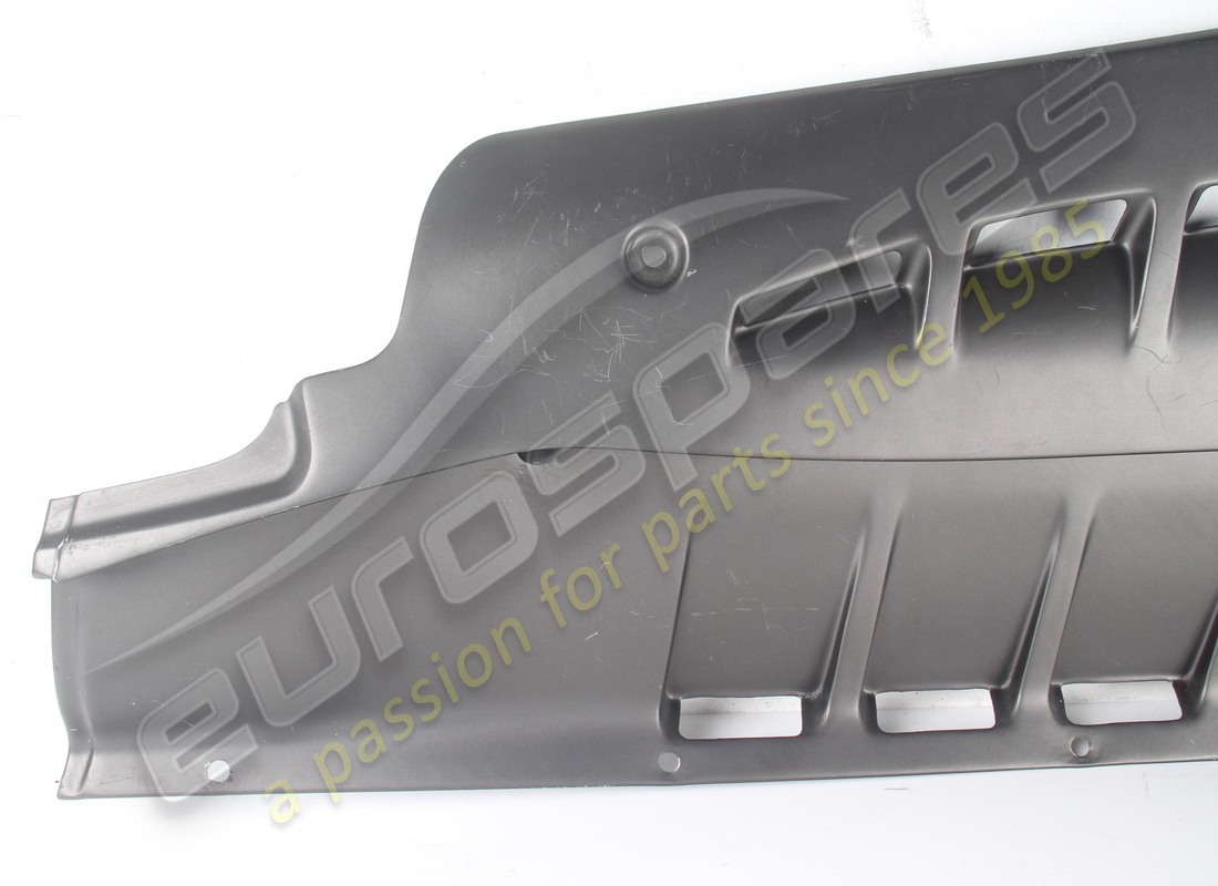 UTILISÉ FERRARI PANNEAU AVANT DROIT. NUMÉRO DE PIÈCE 80122500 (2) utilisé ferrari panneau avant droit. numéro de pièce 80122500 (2)