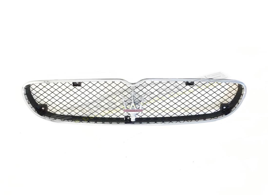 nouvelle grille avant noire maserati. numéro de pièce 68334300 (1)