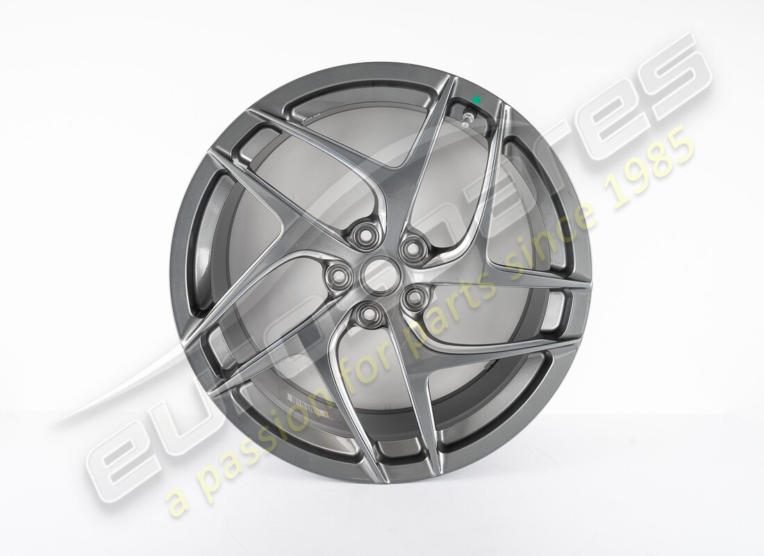 nouvelle roue avant droite ferrari. numéro de pièce 334488 (1)