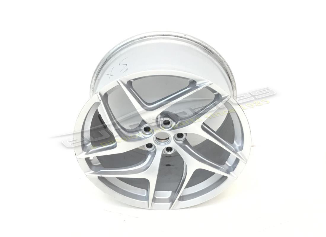 UTILISÉ Ferrari ROUE AVANT GAUCHE. NUMÉRO DE PIÈCE 323850 (1)
