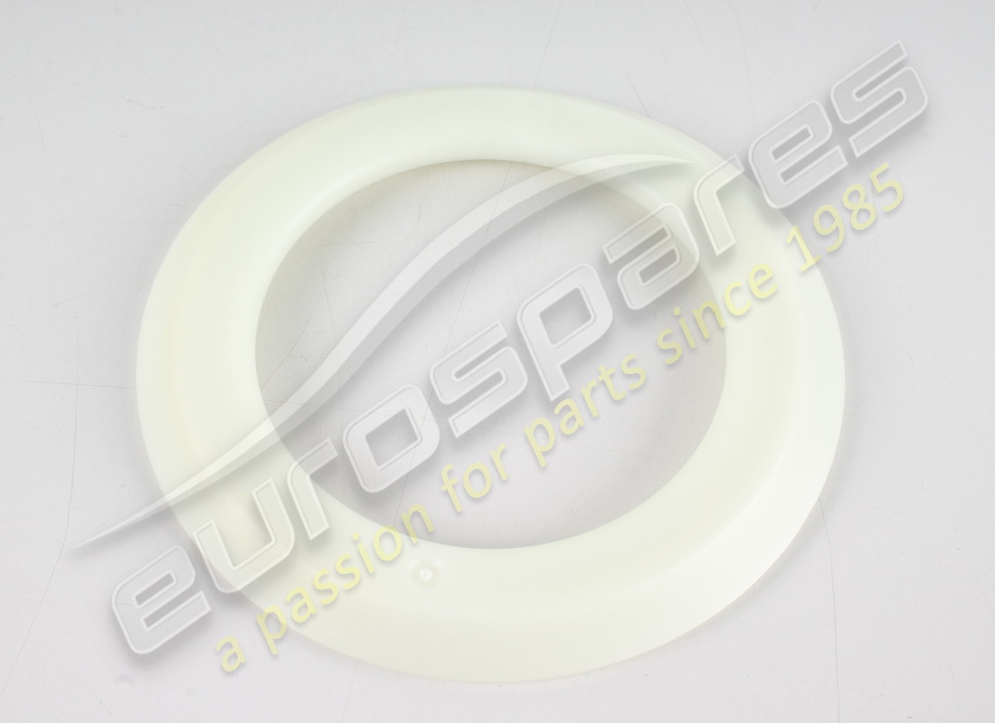 nouvelle cale porsche. numéro de pièce 9p1412269 (1)