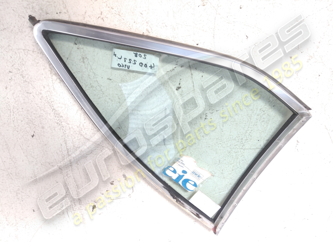 nouveau ferrari verre de feu de côte arrière gauche transparent. numéro de pièce 400227 (2)