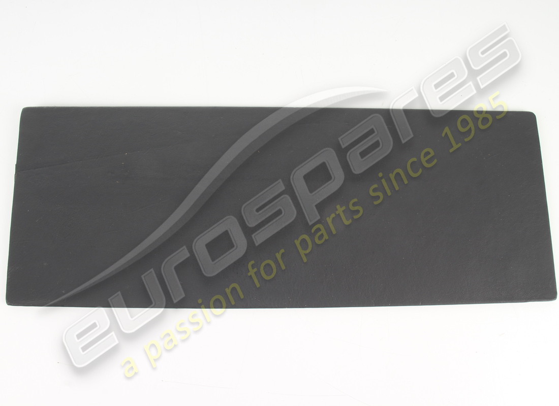 nouveau ferrari recouvert de noir. numéro de pièce 62207600 (1)
