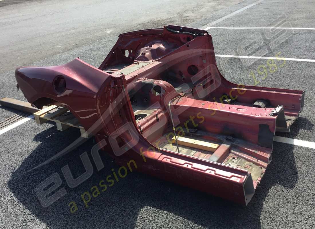 utilisé ferrari section de cadre arrière. numéro de pièce 814360000b (6)