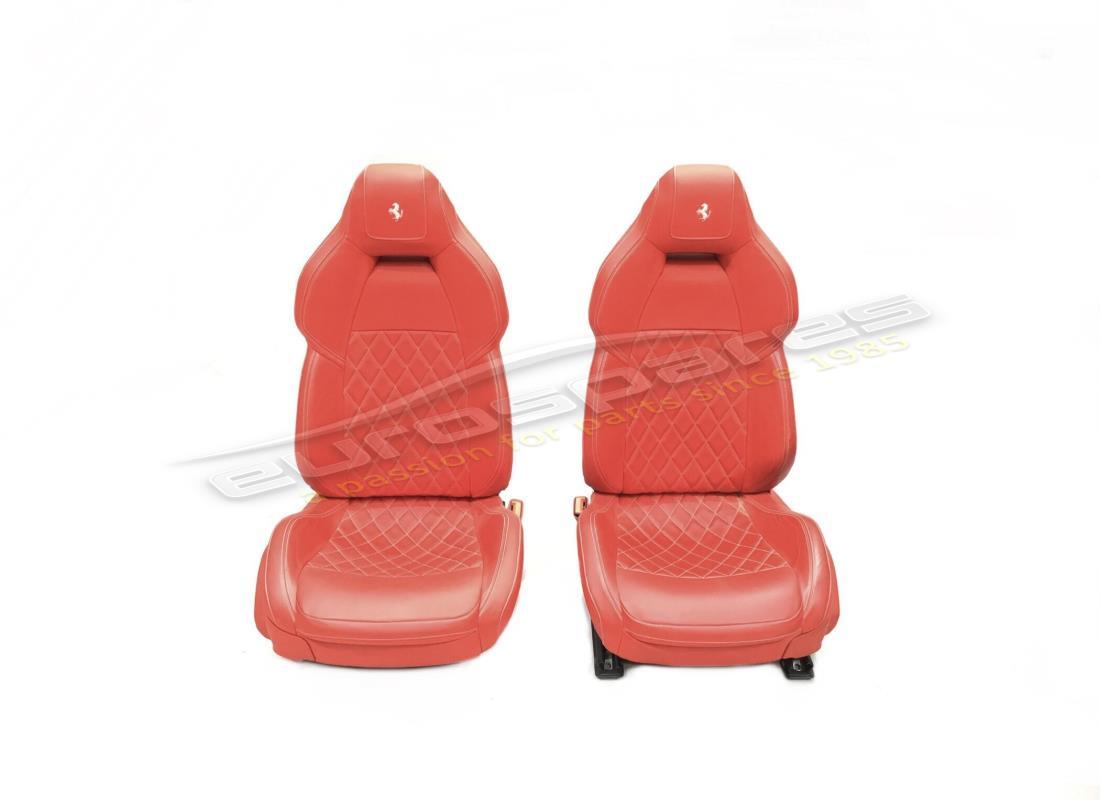 UTILISÉ Ferrari PAIRES DE SIÈGES ROUGES STANDARD. NUMÉRO DE PIÈCE 83385000 (1)