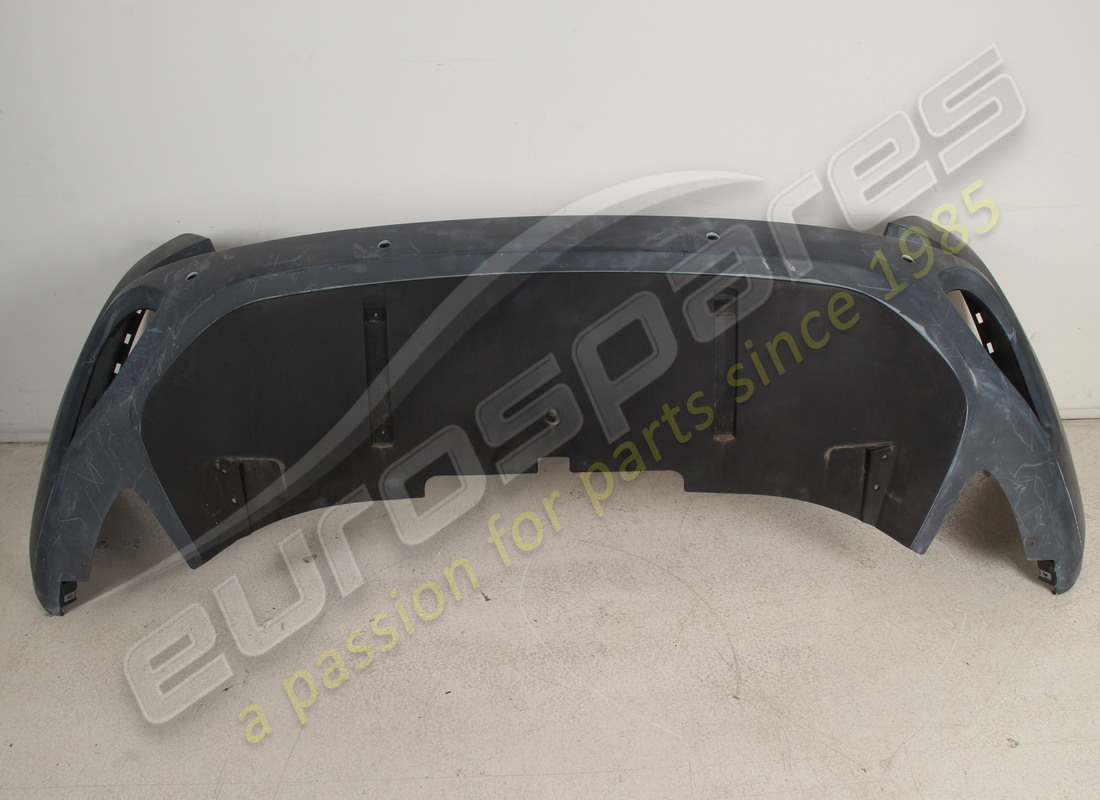 nouveau (autre) ferrari pare-choc arrière. numéro de pièce 82433510 (5)