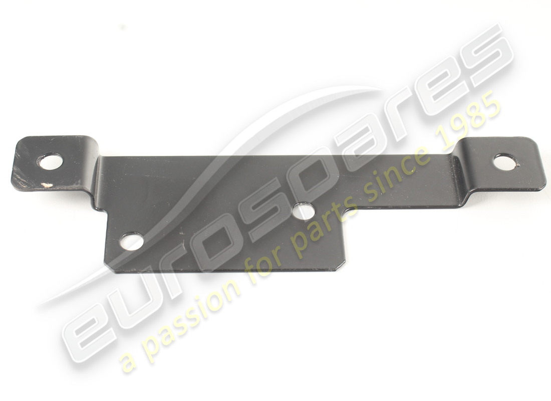 nouveau support gauche maserati. numéro de pièce 67516700 (1)