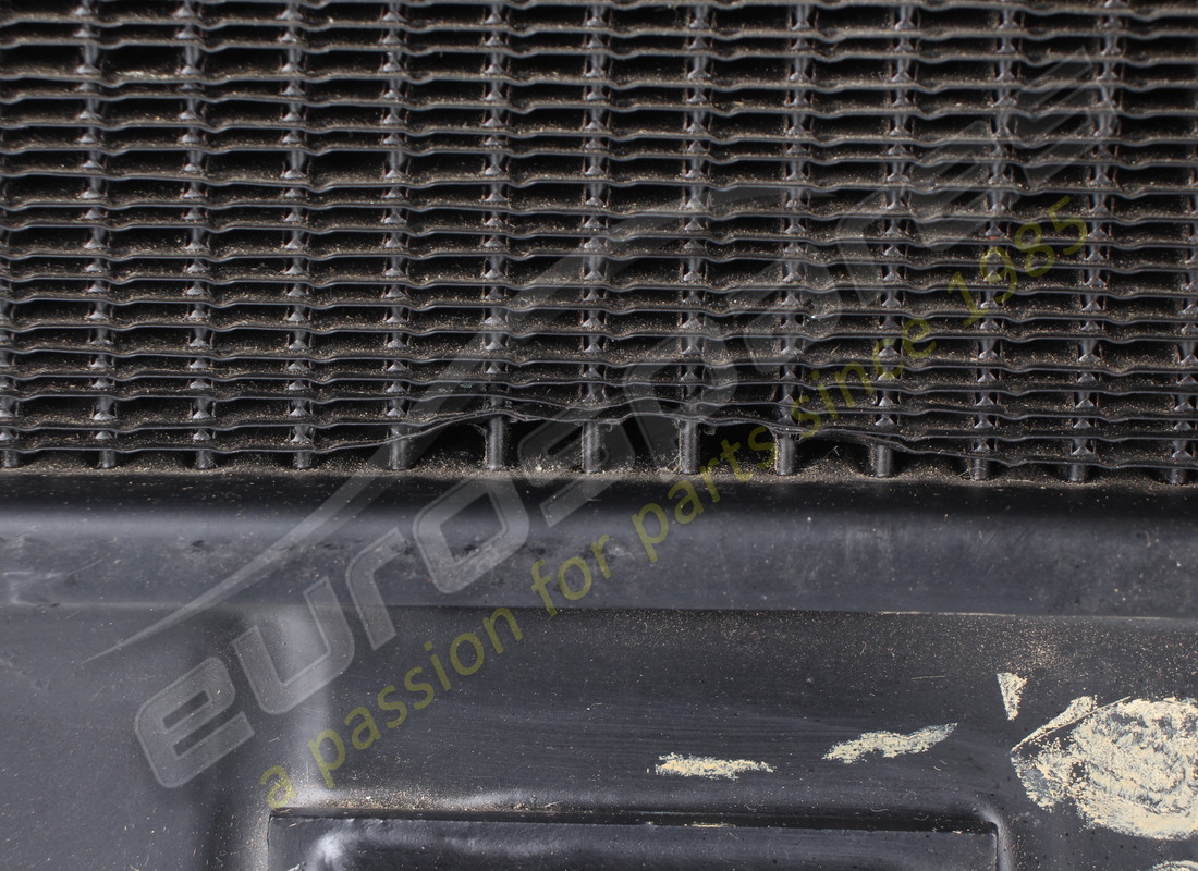 radiateur à eau ferrari reconditionné. numéro de pièce 103763 (2)