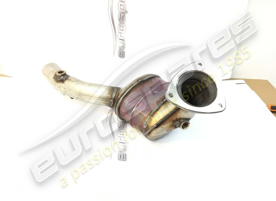 nouveau catalyseur ferrari lh. numéro de pièce 253957 (6)