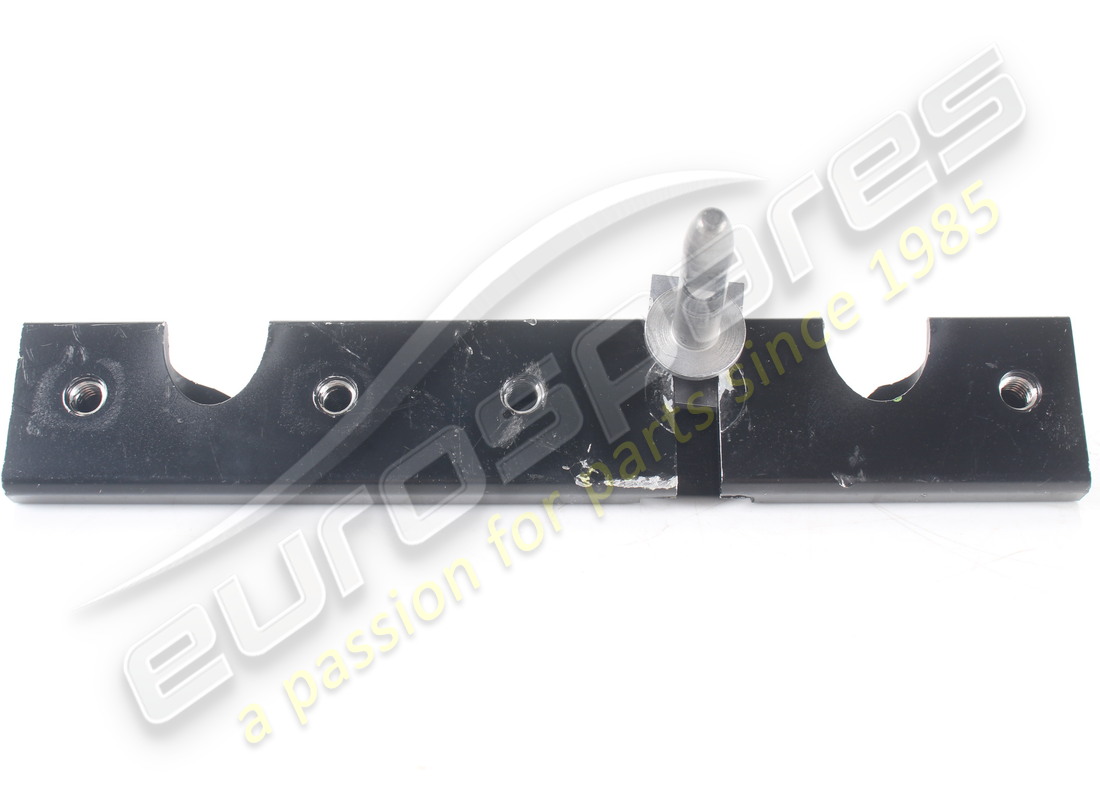 UTILISÉ LAMBORGHINI SUPPORT DE MONTAGE. NUMÉRO DE PIÈCE 4S7813929D (3) utilisé lamborghini support de montage. numéro de pièce 4s7813929d (3)