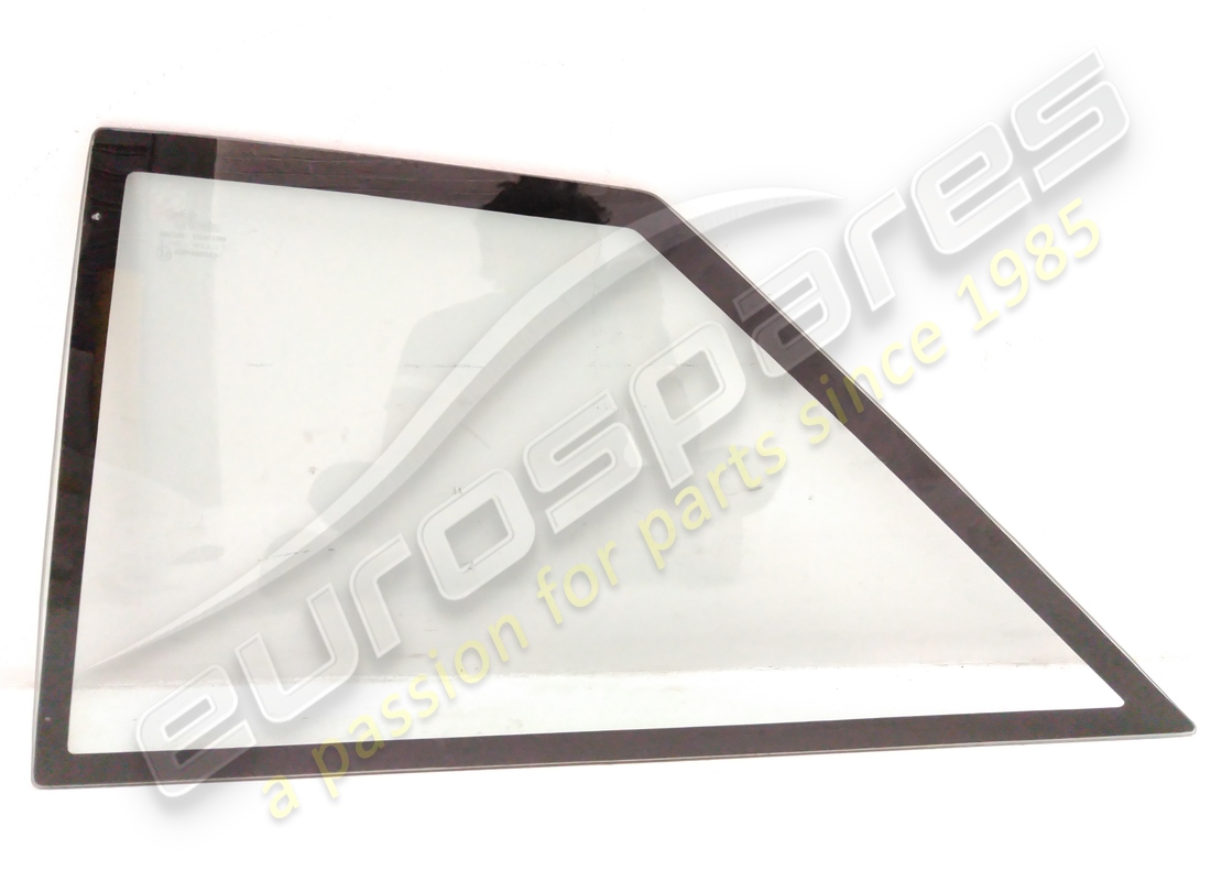 nouvelle ferrari fenêtre de quart lhr 412. numéro de pièce 2574201710 (1)