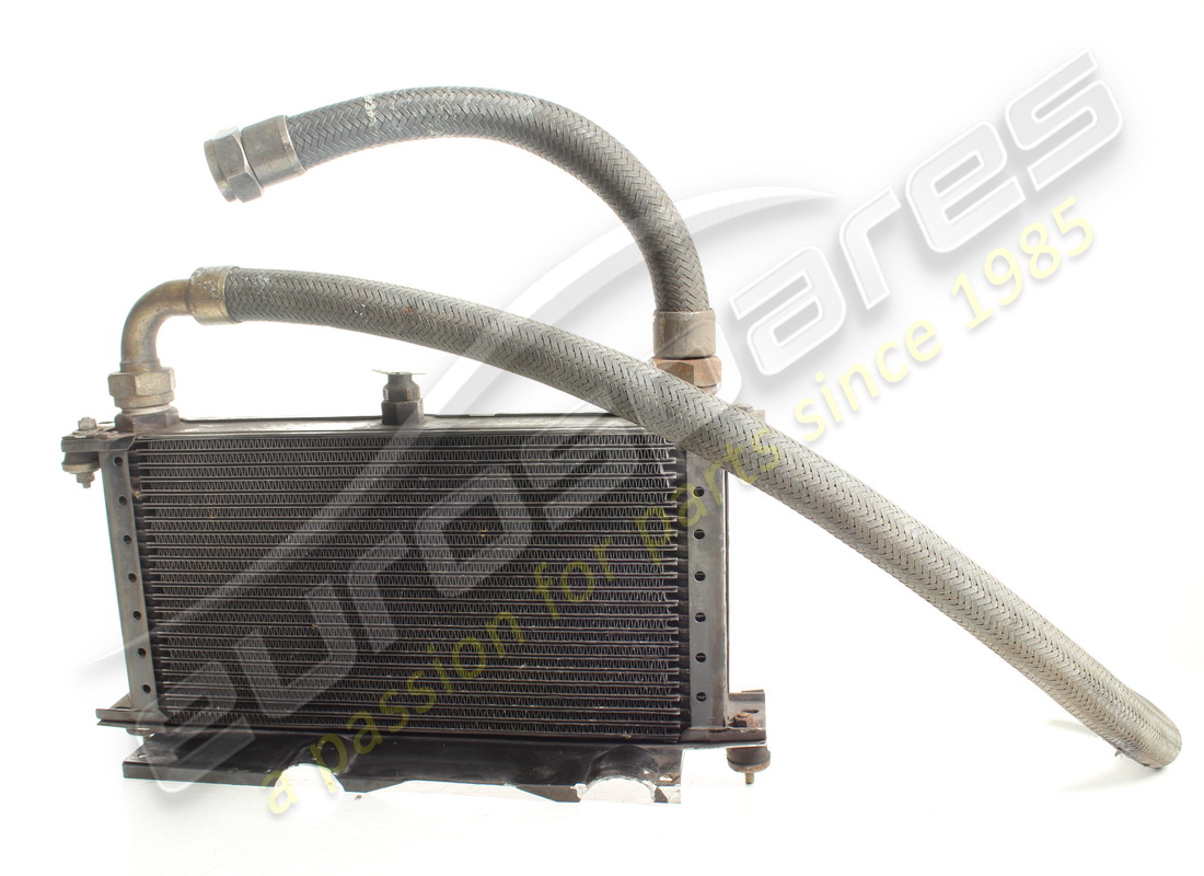 RADIATEUR À HUILE Eurospares UTILISÉ. NUMÉRO DE PIÈCE EAP1227139 (1)