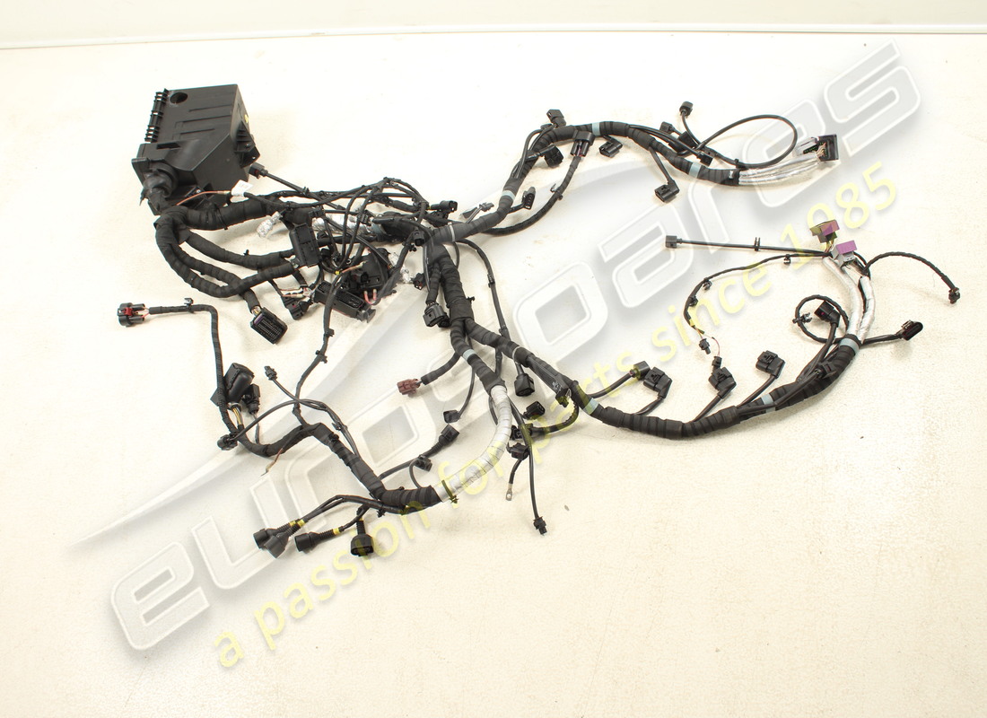 nouveau faisceau lamborghini, moteur rdw. numéro de pièce 470971072a (1)