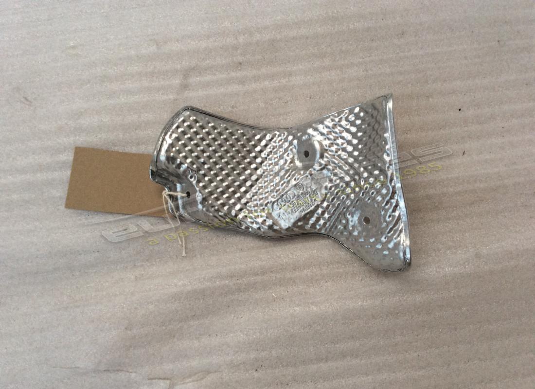 nouveau bouclier lamborghini. numéro de pièce 4s0199388a (1)