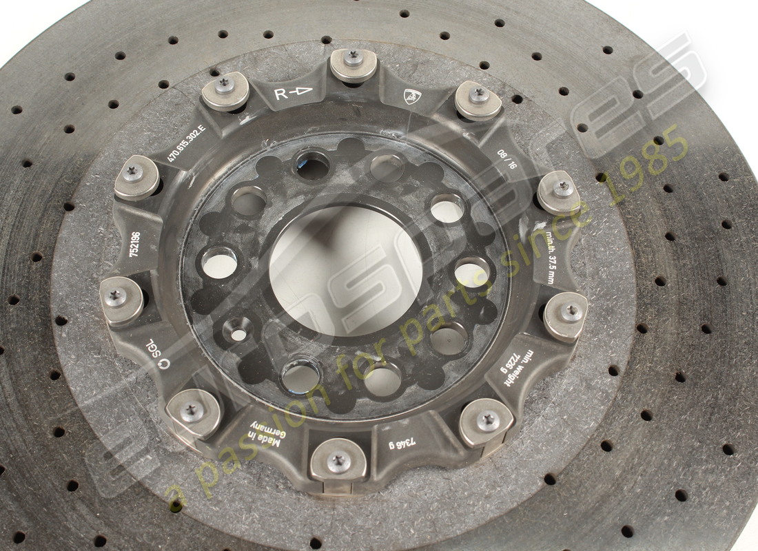 disque de frein avant droit en céramique d'occasion lamborghini (ventilé). numéro de pièce 470615302g (2)