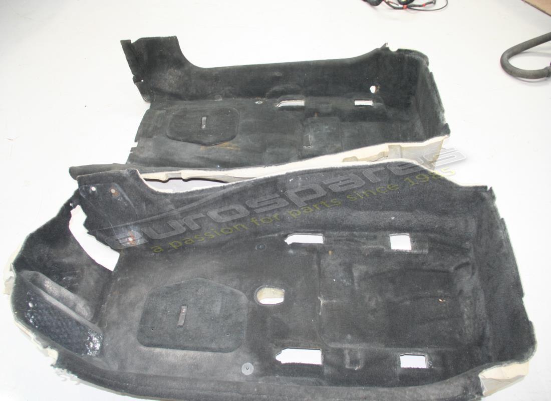 Ferrari ENSEMBLE DE TAPIS PRINCIPAL NOIR LHD UTILISÉ. NUMÉRO DE PIÈCE 857556999 (1)
