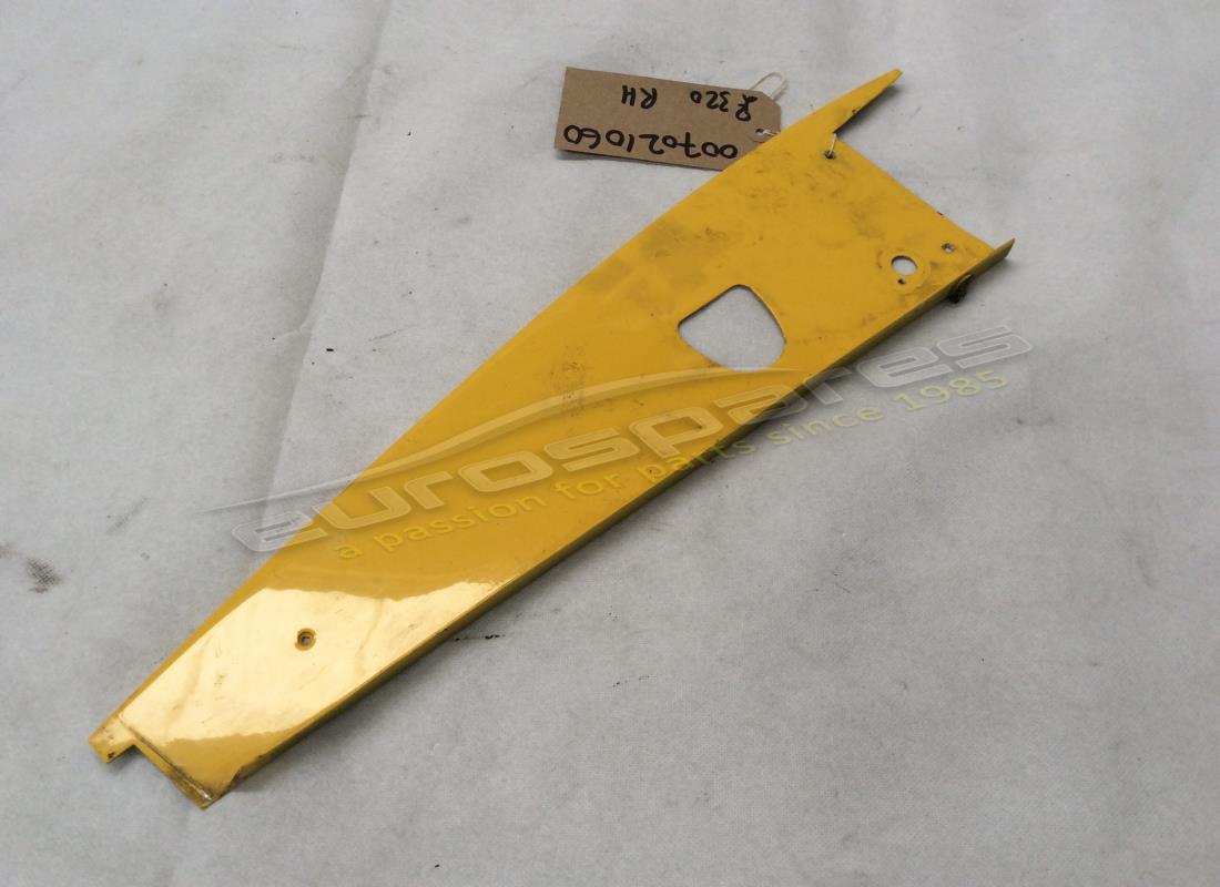 rebord de porte droite lamborghini utilisé. numéro de pièce 007021060 (1)