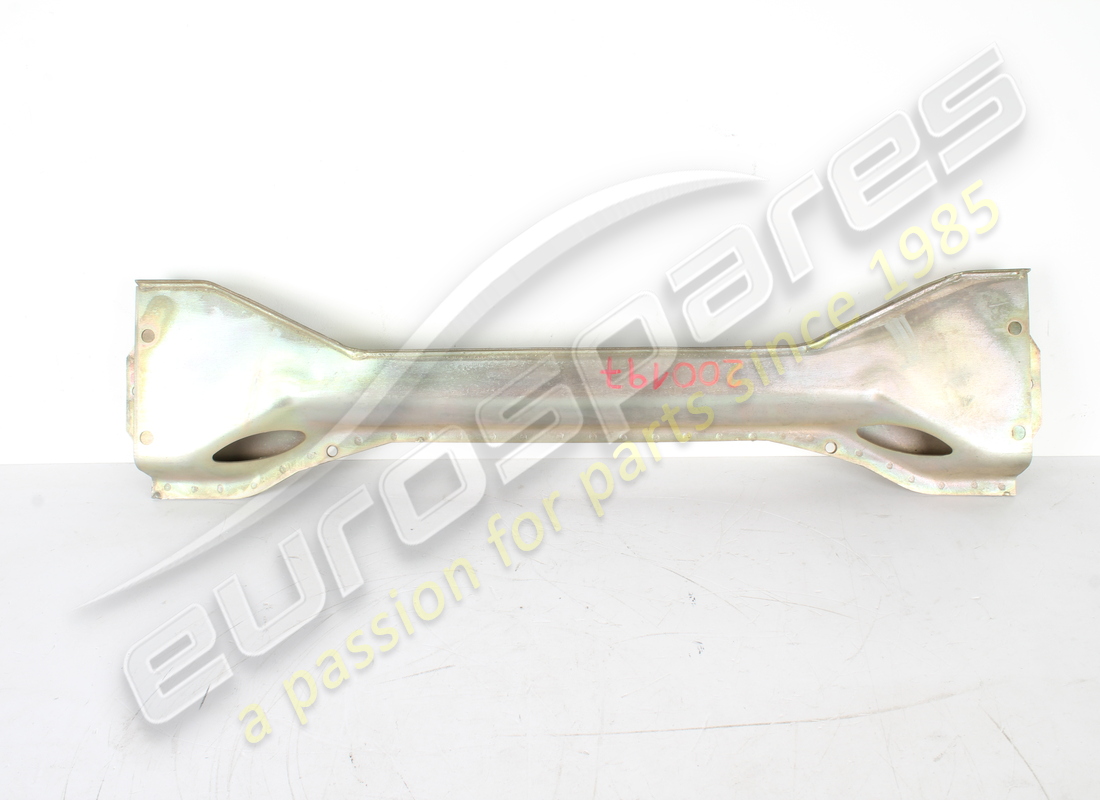 nouvelle traverse arrière ferrari. numéro de pièce 200197 (2)