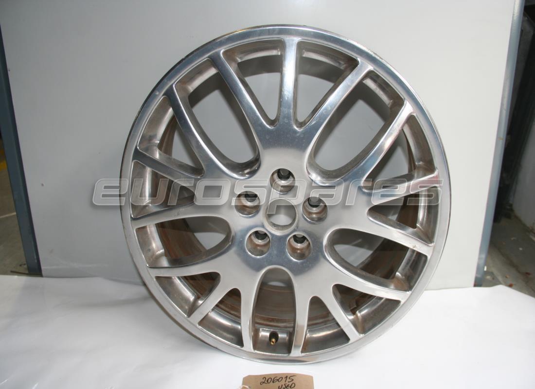 UTILISÉ Maserati ROUE AVANT. NUMÉRO DE PIÈCE 206015 (1)
