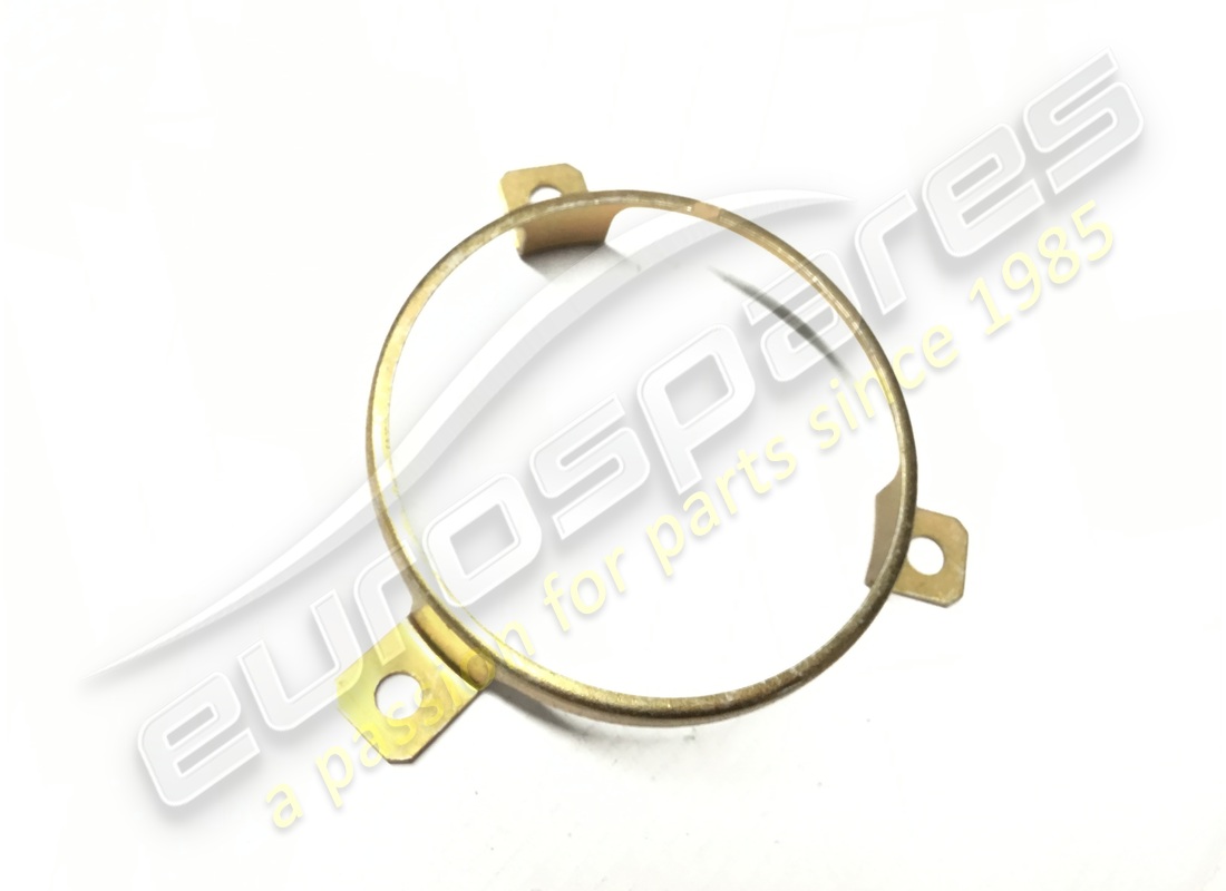 nouvelle plaque de fixation des évents latéraux maserati. référence 382300427 (1)