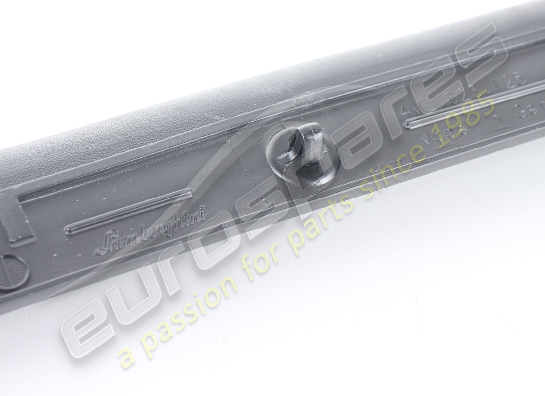 NOUVELLE PROTECTION CONTRE LES CHOCS LAMBORGHINI. NUMÉRO DE PIÈCE 4ML823125 (3) nouvelle protection contre les chocs lamborghini. numéro de pièce 4ml823125 (3)