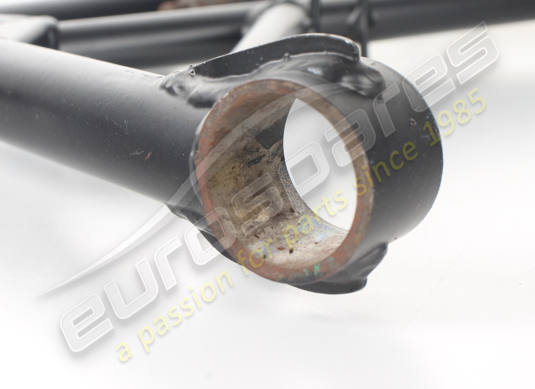 NOUVEAU LEVIER INFÉRIEUR ARRIÈRE FERRARI. NUMÉRO DE PIÈCE 124304 (5) nouveau levier inférieur arrière ferrari. numéro de pièce 124304 (5)