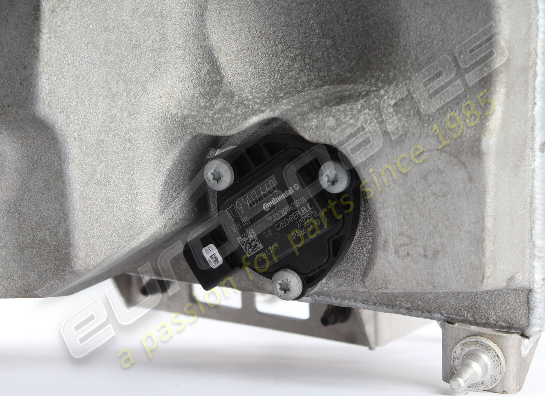 lamborghini réservoir d'huile trockensumpf utilisé. numéro de pièce 4s0115373a (4)