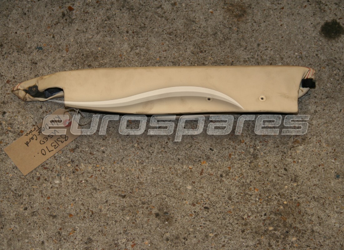Ferrari ACCOUDOIR DROIT UTILISÉ. NUMÉRO DE PIÈCE 831370.. (1)